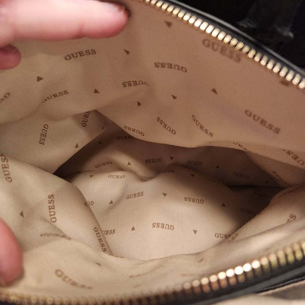 GUESS Black Embossed Women's Handbag - Picture 9 of 12